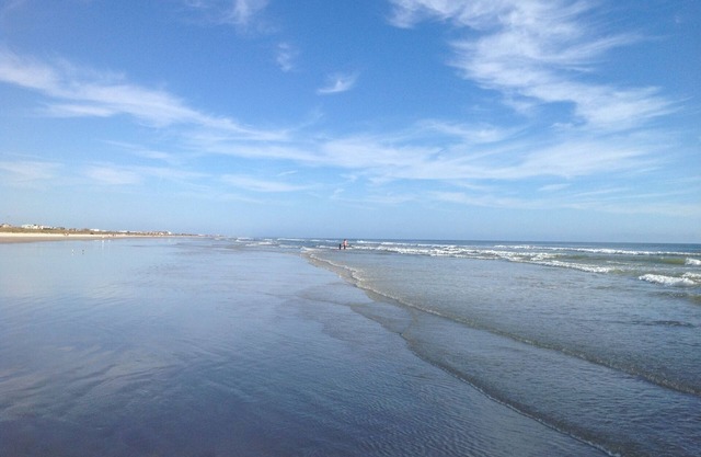 Very large 1BD, 1BA Ocean Front Complex, Ground Floor, Wifi, Hdtv, Large pool