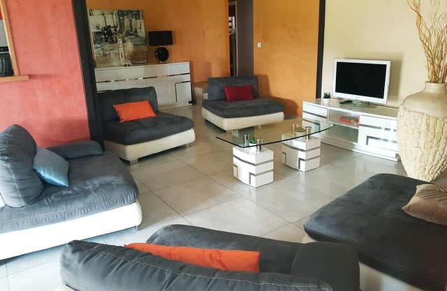 VERY NICE RED WOODEN VILLA WITH SEA VIEWS