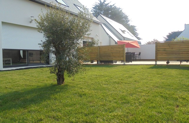 Very nice new house near beaches