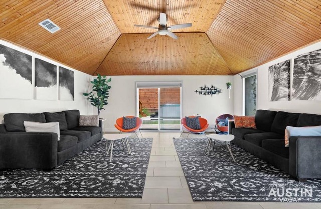 Vibrant, Quirky Home with Hot Tub Near S Congress
