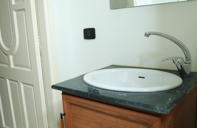 Viccini suites- 1 Bedroom Apartment