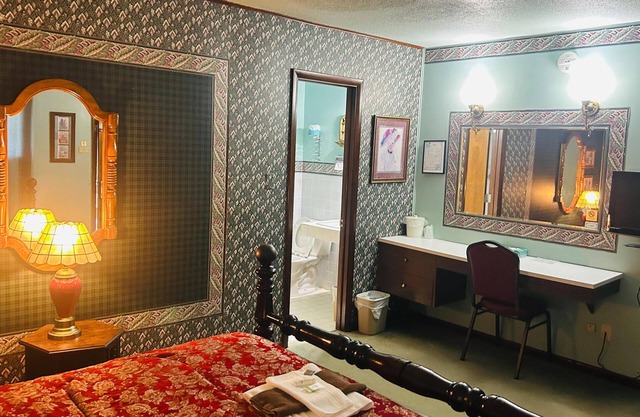 Victorian Inn by Capital O Superior NE