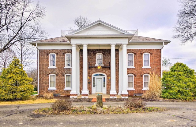 Victorian Mineral City Home Near Atwood Lake!