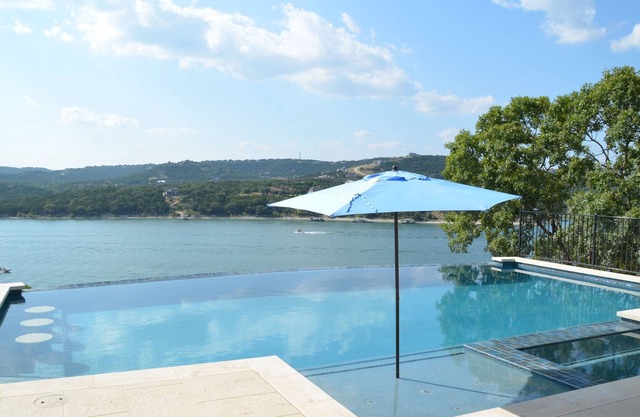 VIEWS!! Gorgeous Lake Travis Waterfront, 1 level, Volente, Pool, Dock, fire pit!