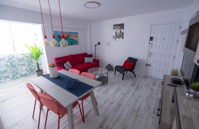 Views of Santa Cruz Wifi and smart TV