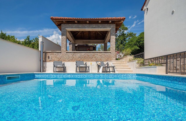 Vila Pomalo, house for take it easy kind of vacation, pool, 3 min from the beach