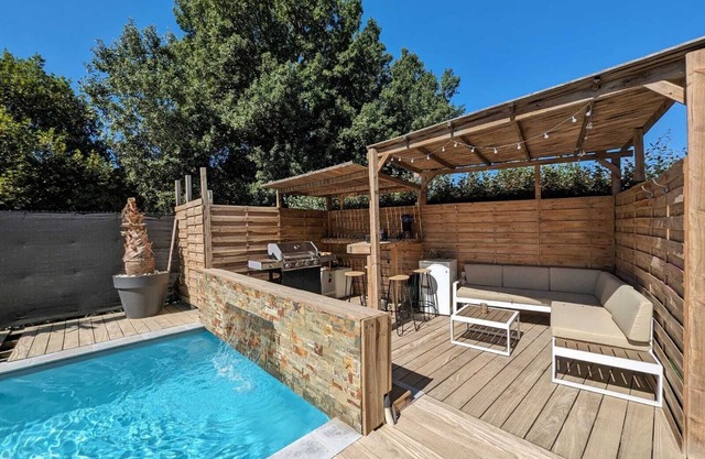 Villa de Standing - Heated pool