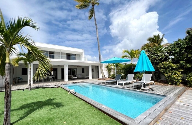 Villa à St François G290 - 5 ch vue mer piscine