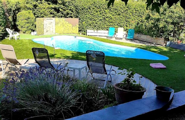 Villa '8 Pers Piscine Jardin Clos' with Private Pool, Private Terrace and Wi-Fi