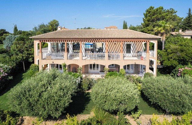 Villa 98 - Villa de Standing Avec Piscine Chauffée