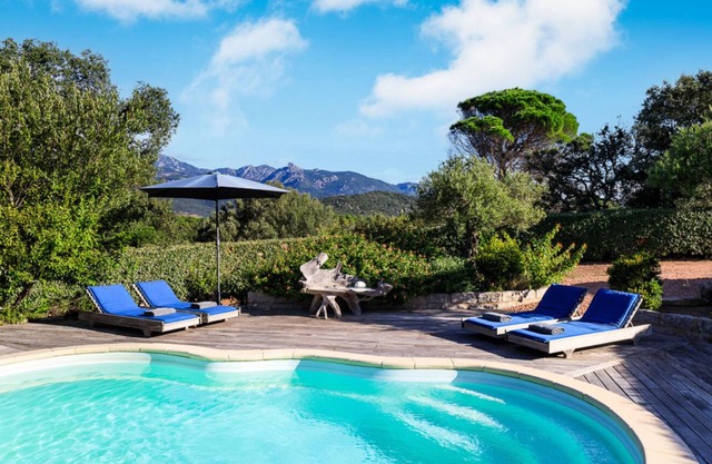 Villa Amelie - Two Bedroom Villa, Sleeps 4