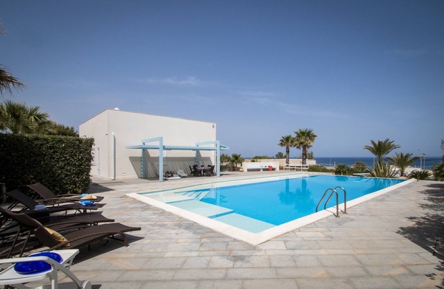 Villa Aphrodite | Sea view infinity pool