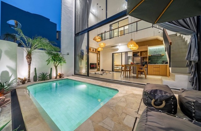 Villa Arcelio Luxury 2BR Villa Steps from Jungle Padel and Gym