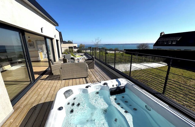 Villa Armor - Sea view and Spa