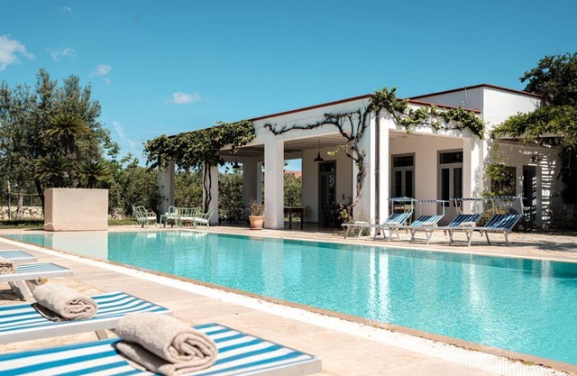 Villa Barbara - Family Villa with Pool, Garden & Space | Monopoli Pet Friendly