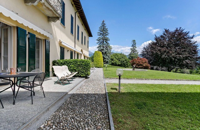 Villa Bel Faggio Apartment, Modern And Stylish 1 Br Apartment With Garden By Halldis