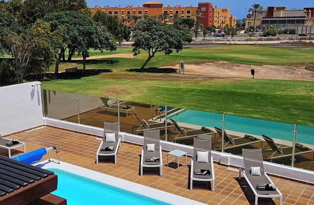 Villa BELLA on Golf in La Estancia-400M- beach,Caleta Fuste-Fuerteventura