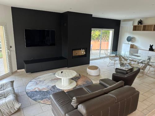 Villa Belvédère - Jacuzzi, Billard & Vue