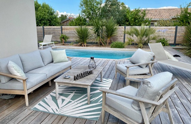 Villa between Ocean and Basin, heated pool
