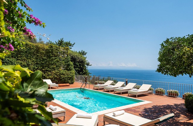 Villa Bijoux - Luxury Villa Sea View