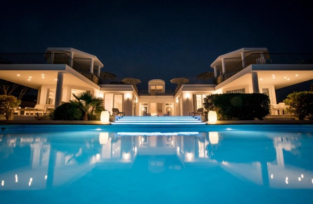 Villa Boutique Experience