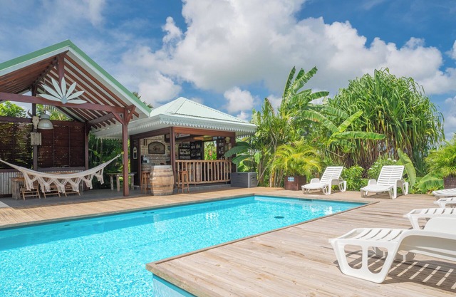 Villa Catalunya a tropical getaway with a private pool and Caribbean charm.