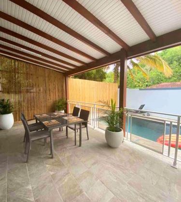 Villa de 2 chambres avec piscine privee terrasse et wifi a Le Gosier