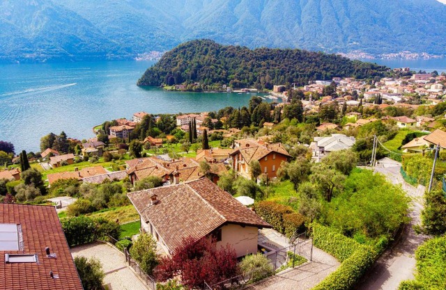 Villa degli Angeli - by MyHomeInComo