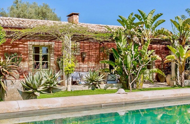 VILLA DEGLI OLIVI - Five Bedroom Villa, Sleeps 9