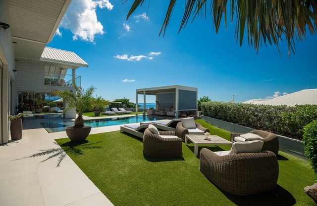 Villa des Arts - Serenity and panoramic views