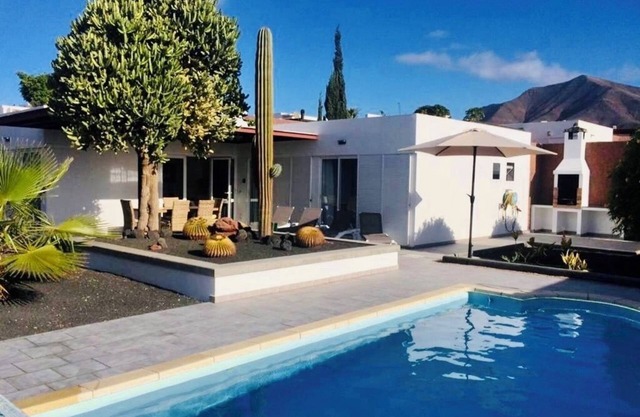Villa Felicia-Private Pool Villa -Lanzarote-Las Coloradas -Playa Blanca-Privacy
