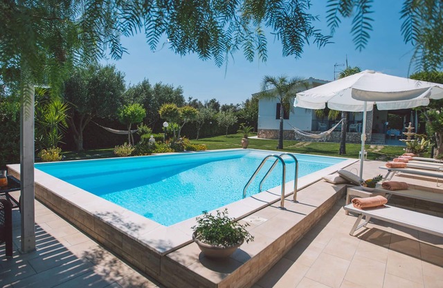 Villa Ferradina 4+2, Emma Villas