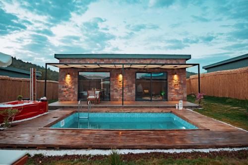 Villa Honey 2
