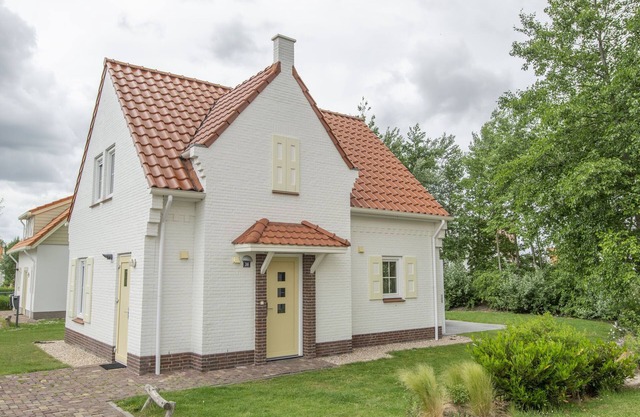 Villa in Cadzand-Bad near North Sea Shore