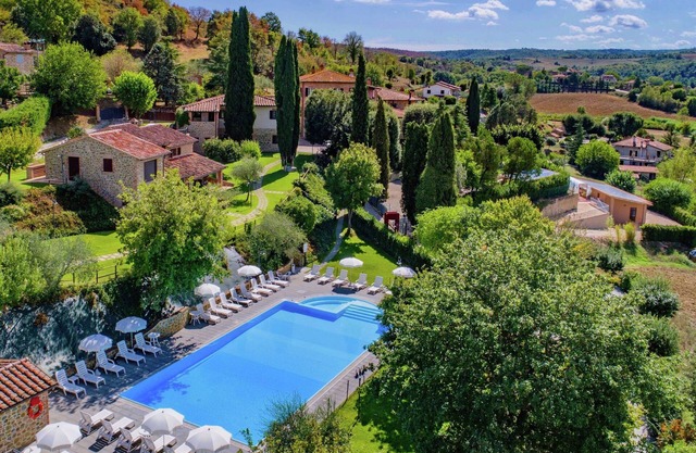 Villa in Città della Pieve near Lake
