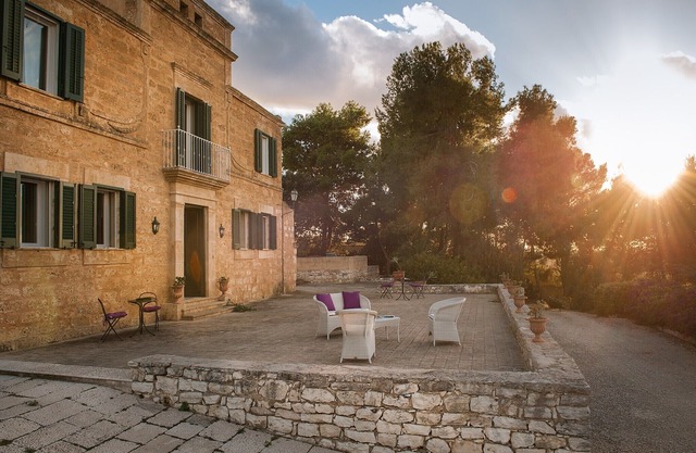 Villa in Paceco with Pool and Countryside Views