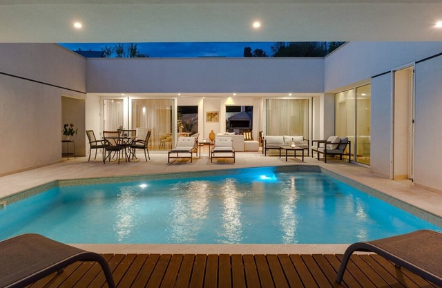 Villa Island Pearl: A Stunning Oasis of Luxury and Serenity on Brač Island