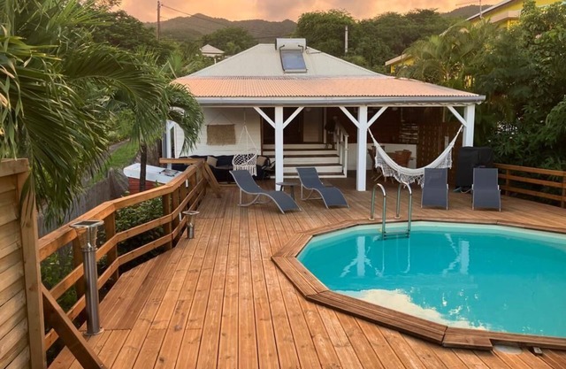 Villa Kanawa, tropical garden and private salt pool