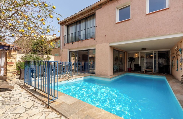 Villa 'L'acanthe' with Private Pool, Private Terrace, and Wi-Fi