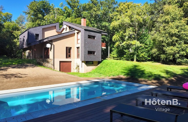 Villa Les Chabannes – Pool, Billiards & Leisure