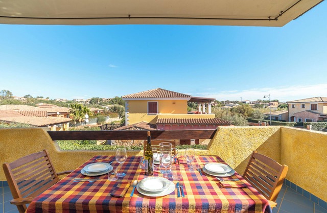 Villa Lucia - Aliterno V6 with Terrace; Parking Available