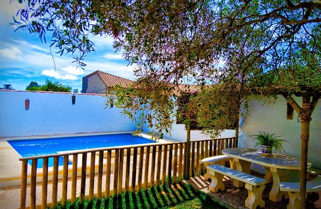 Villa Mari Carmen, with pool and BBQ
