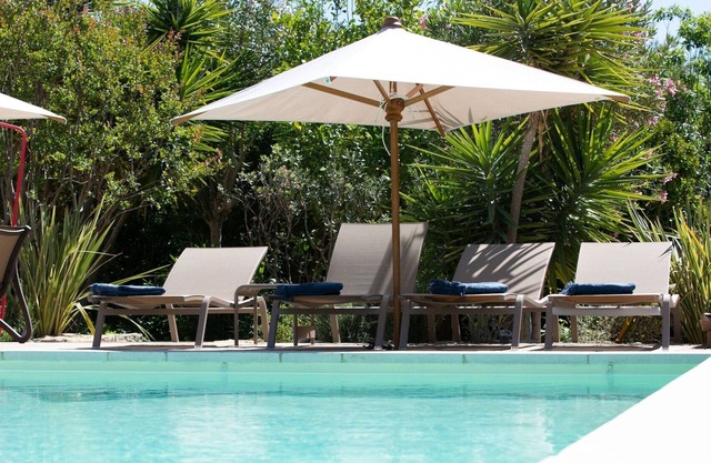 Villa 'Magnifique Provençale 8-10' with Mountain View, Wi-Fi and Air Conditioning