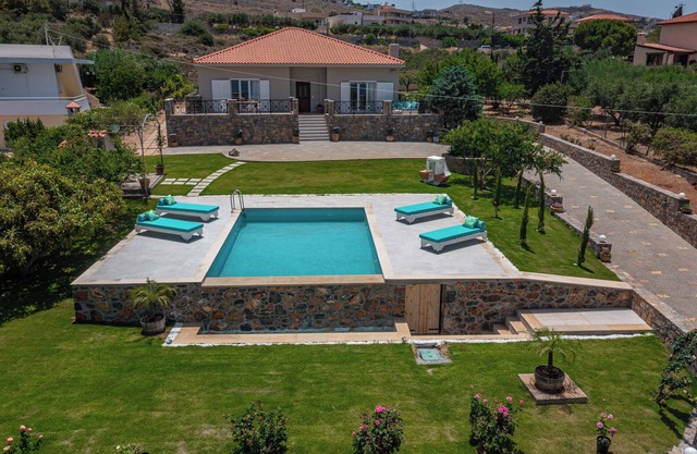 Villa Manetti w/Private Pool and Garden by Hospi