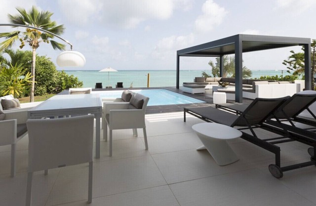 Villa Montepulciano* - Waterfront - in the heart of St Francois