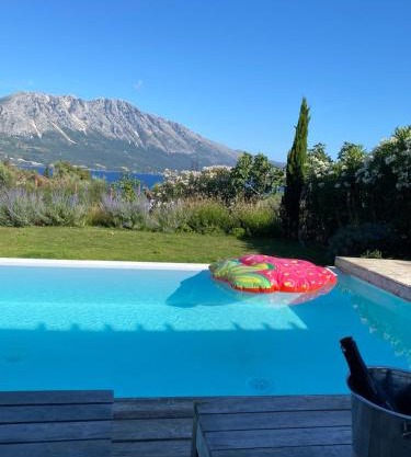 Villa Mouria private villa just 200m from the sea