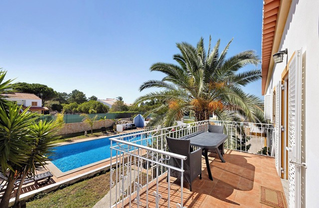 Villa 'Oliveira' with private pool, private garden and Wi-Fi