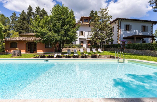 Villa Orchidea - Historical villa with pool