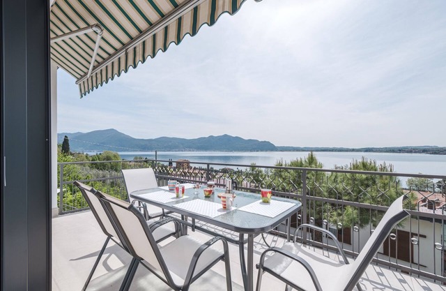 Villa Orizzonti - Three Bedroom Villa, Sleeps 8