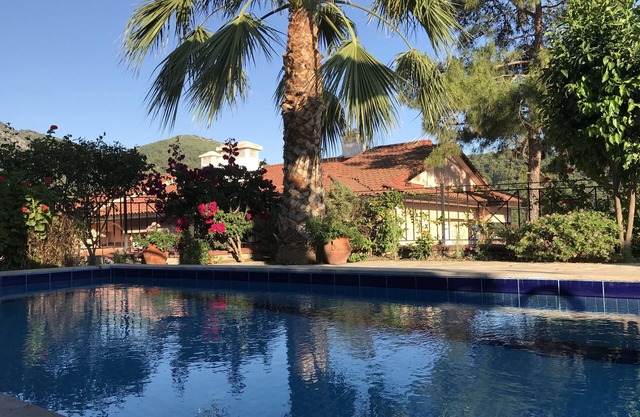 Villa + Private Pool & garden; Sea & Mountain Wheelchair & Child Friendly
